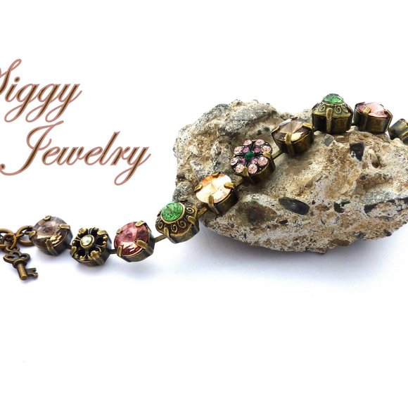 Swarovski® Parisian Garden Victorian Bracelet - Picture 7 of 8